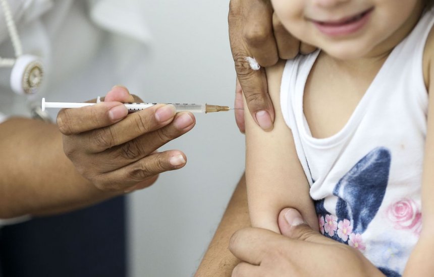 [Secretária diz que Bahia não vai exigir documento para vacinar crianças contra covid]